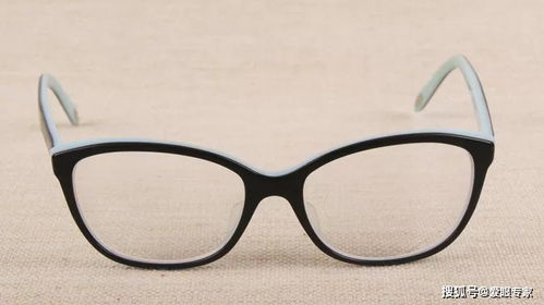 高逼格眼鏡之蒂芙尼 Tiffany & Co. 眼鏡與蒂芙尼珠寶在人工智能基礎軟件開發(fā)中的融合探索